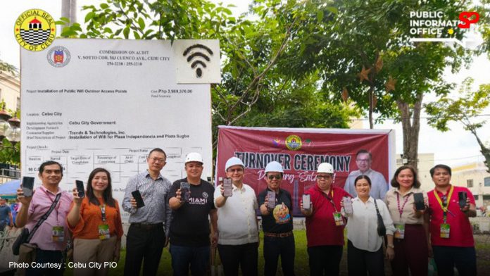 Cebu City launches free public Wi-Fi at Plaza Sugbo