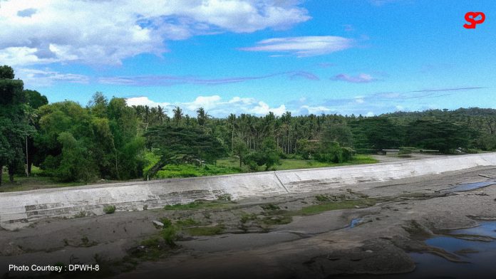 New floodwall safeguards community along riverbank in Samar town